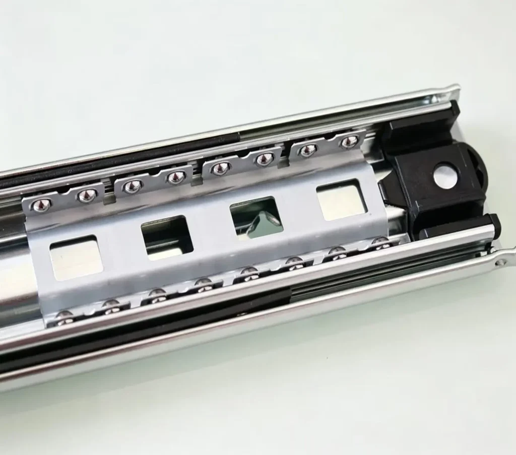 Heavy duty drawer slides for storage drawer