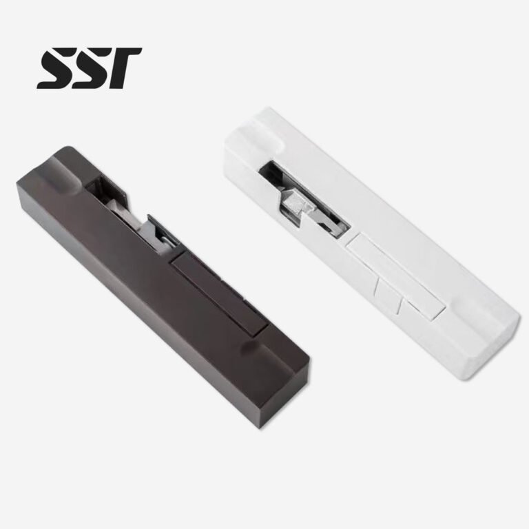 Hydraulic door closer for interior doors