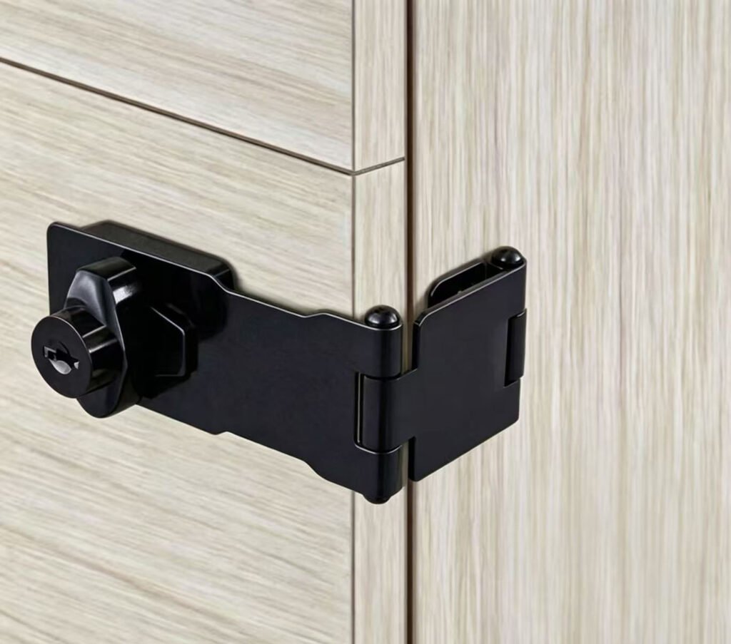 cabinet-lock-installation